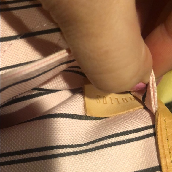 ❌SOLD!!!! ❌Authentic Louis Vuitton Neverfull - Picture 5 of 8